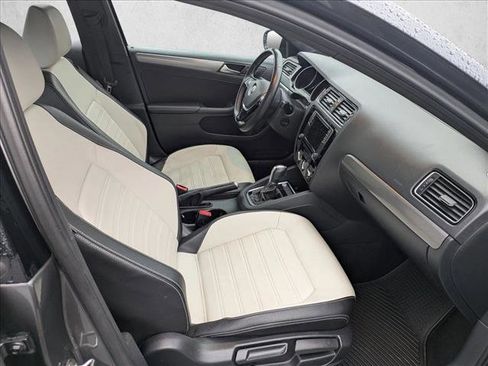 Used 2016 Volkswagen Jetta Sport w/ Lighting Package image 22