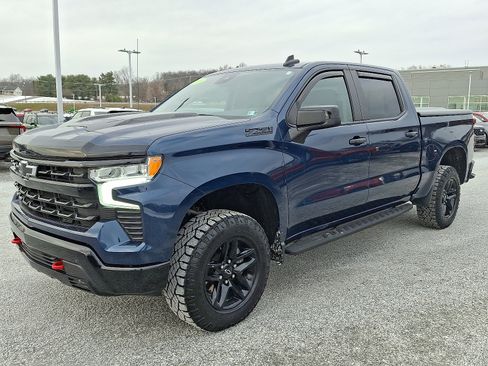 Used 2023 Chevrolet Silverado 1500 LT Trail Boss w/ Protection Package image 3