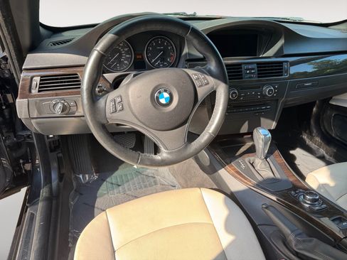 Used 2012 BMW 328i Convertible RWD image 10
