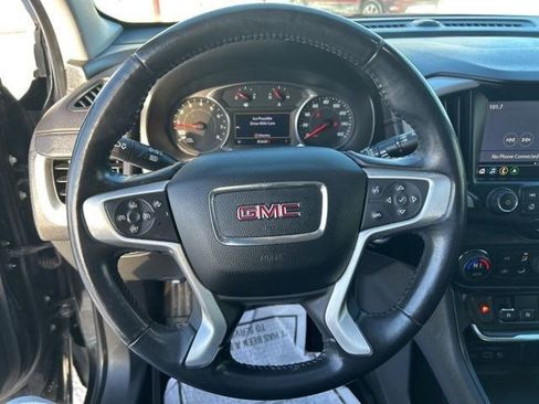 Used 2020 GMC Terrain SLE w/ Driver Convenience Package image 16