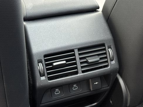 Used 2024 Land Rover Discovery Sport S image 15