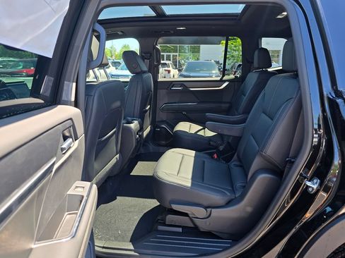 New 2026 GMC Acadia Elevation w/ Black Edition AWD/4WD image 22