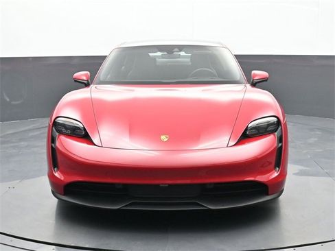 Certified 2022 Porsche Taycan 4S image 26