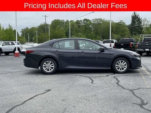 Used 2025 Toyota Camry LE FWD image 6
