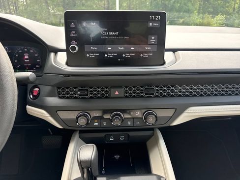 Certified 2026 Honda Accord LX image 19
