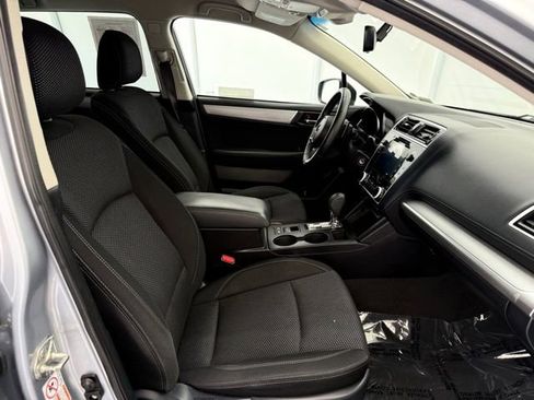 Used 2019 Subaru Outback 2.5i Premium AWD/4WD image 20