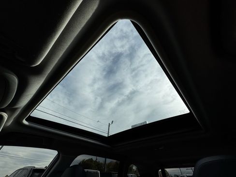 Used 2024 Subaru Forester Limited image 33