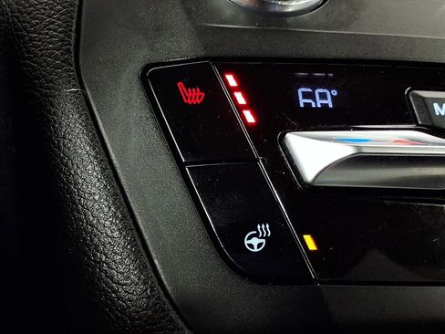 Used 2020 Ford Explorer XLT w/ Equipment Group 202A image 16