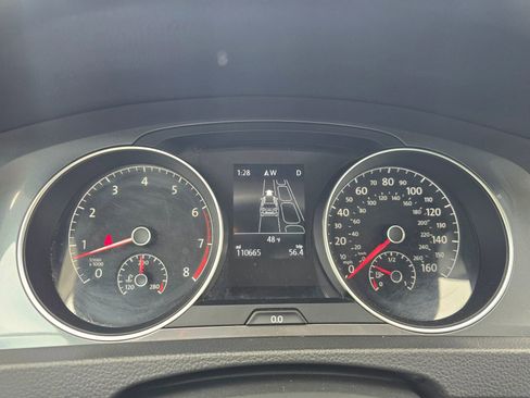 Used 2017 Volkswagen Golf Alltrack SEL image 19