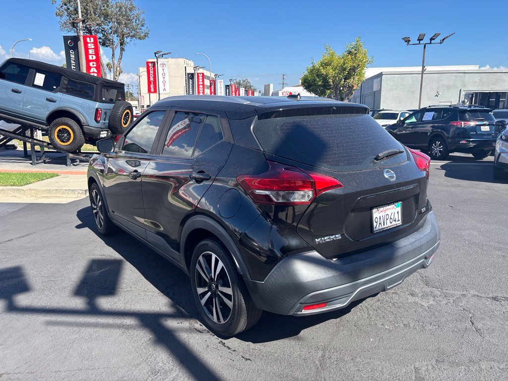Used 2019 Nissan Kicks SV FWD image 6