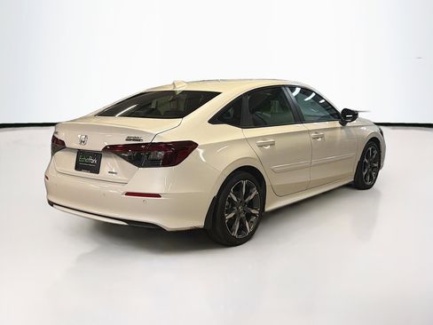 Used 2025 Honda Civic Sport Touring image 9