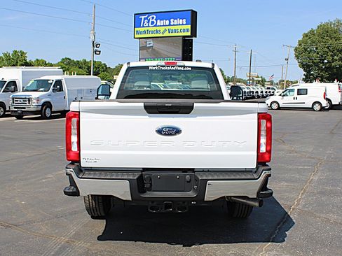 Used 2025 Ford F250 XL w/ XL Chrome Package RWD image 9