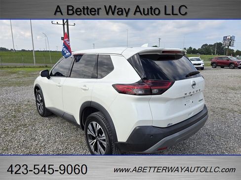 Used 2021 Nissan Rogue SV AWD/4WD image 2