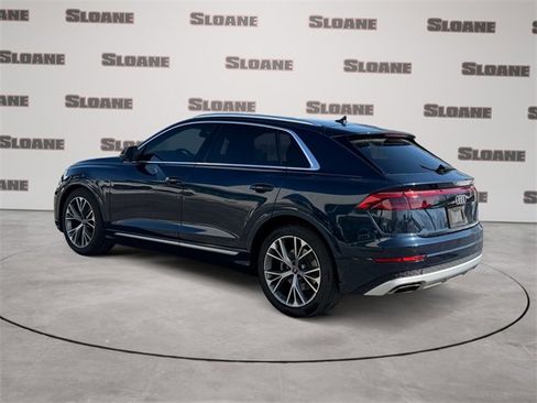 Used 2024 Audi Q8 Prestige image 3