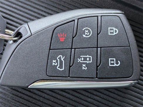 New 2026 GMC Hummer EV 2X w/ LPO, Sport Package image 35