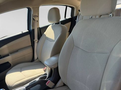 Used 2013 Chrysler 200 LX FWD image 16