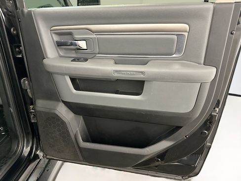 Used 2017 RAM 1500 Big Horn AWD/4WD image 31