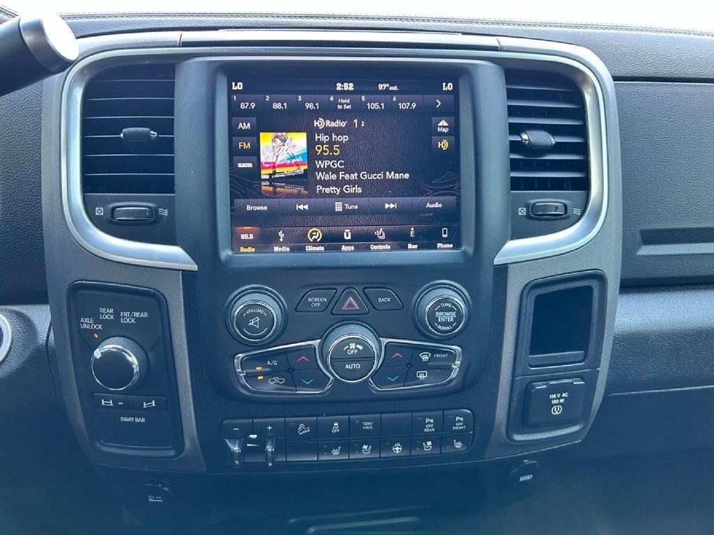 Used 2018 RAM 2500 Power Wagon w/ Leather & Luxury Group AWD/4WD image 23