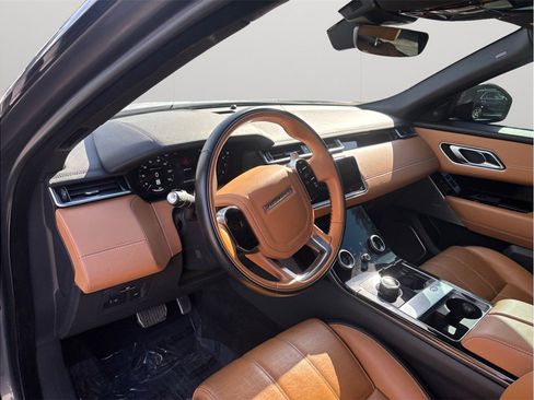 Used 2019 Land Rover Range Rover Velar R-Dynamic SE image 6