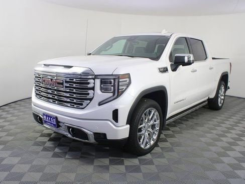Used 2023 GMC Sierra 1500 Denali w/ Denali Reserve Package image 26