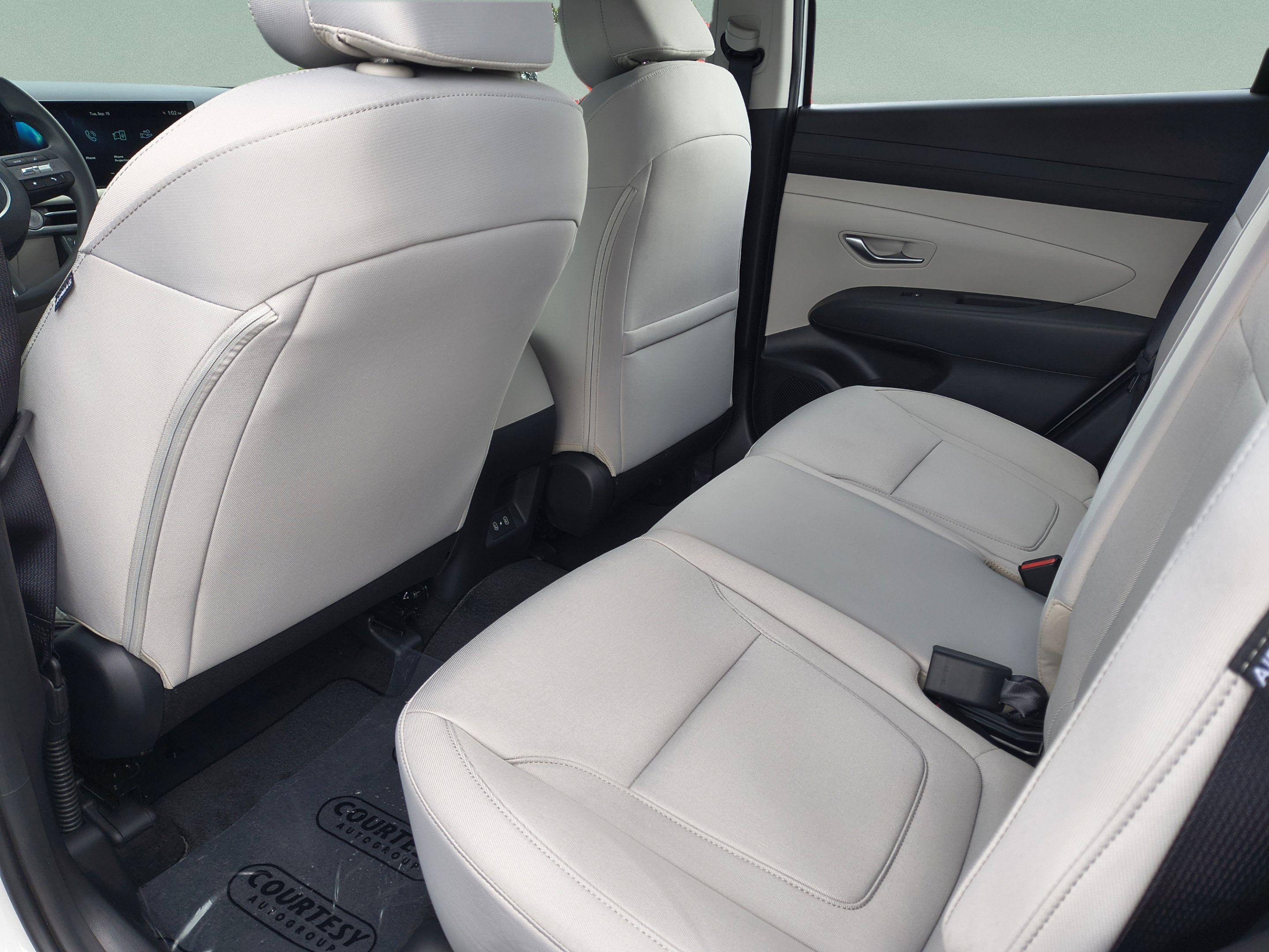 New 2026 Hyundai Tucson SE FWD image 15