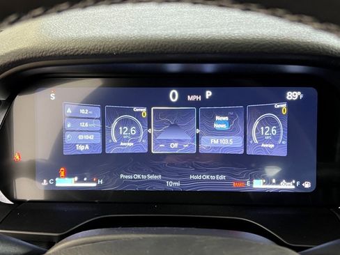 New 2025 Jeep Grand Cherokee Altitude image 18