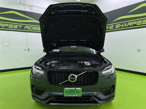 Used 2022 Volvo XC90 T8 R-Design w/ Advanced Package AWD/4WD image 4