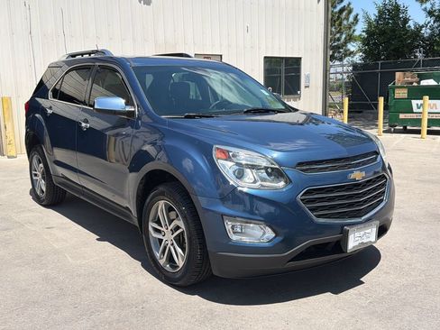 Used 2016 Chevrolet Equinox LTZ w/ Enhanced Convenience Package AWD/4WD image 3