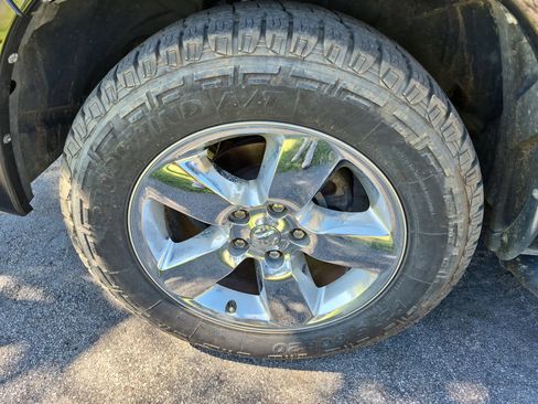 Used 2019 RAM 1500 Express w/ Express Value Package image 28