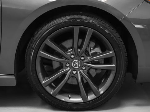 Used 2018 Acura TLX V6 w/ Technology & A-SPEC Pkg AWD/4WD image 14