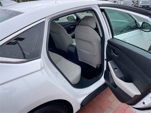 Certified 2023 Honda Accord EX image 29