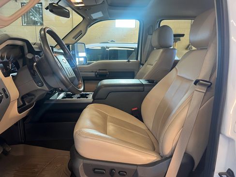 Used 2016 Ford F350 Lariat w/ Lariat Ultimate Package image 11