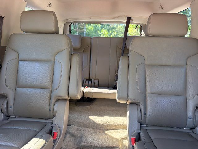 Used 2017 GMC Yukon SLT w/ Premium Edition AWD/4WD image 24