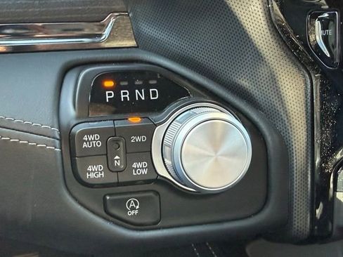 Used 2023 RAM 1500 Limited w/ Trailer Tow Group image 19