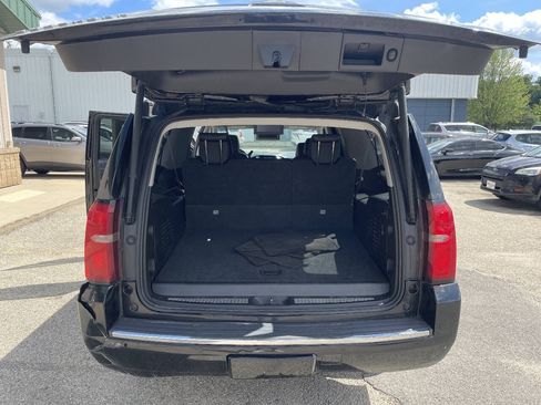 Used 2016 Chevrolet Suburban LTZ AWD/4WD image 30