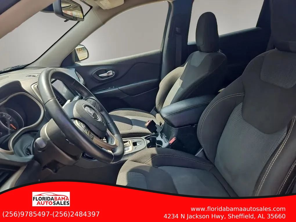 Used 2016 Jeep Cherokee Latitude w/ Safety/Convenience Group FWD image 12
