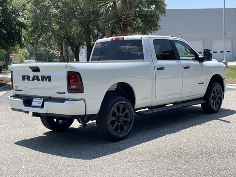 Used 2025 RAM 2500 Big Horn AWD/4WD image 9