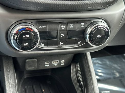 Used 2023 Chevrolet TrailBlazer LT w/ Convenience Package FWD image 19