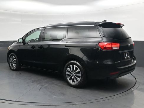 Used 2016 Kia Sedona SX FWD image 6