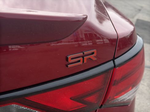Used 2025 Nissan Sentra SR image 8