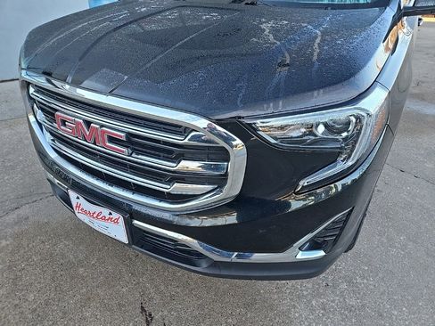 Used 2021 GMC Terrain SLT image 15