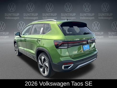 Used 2026 Volkswagen Taos SE AWD/4WD image 3