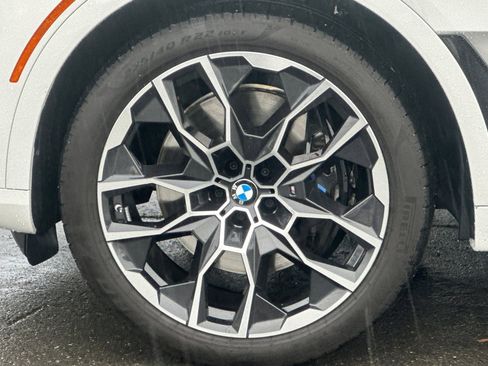 Certified 2025 BMW X7 M60i w/ Climate Comfort Package image 36