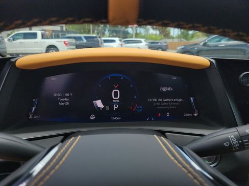 Used 2026 Chevrolet Corvette Stingray Premium Conv w/ Z51 Performance Package RWD image 30