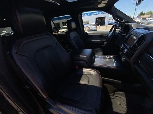 Used 2019 Ford Expedition Limited w/ Equipment Group 303A AWD/4WD image 26