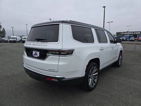 Used 2022 Jeep Grand Wagoneer Series I w/ HD Trailer Tow Package image 4