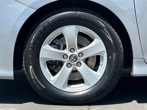 Certified 2018 Toyota Sienna LE FWD image 26