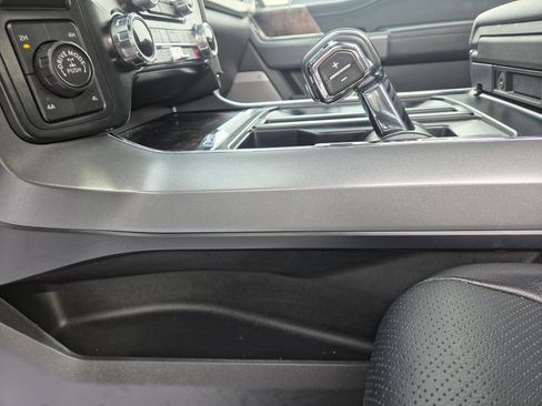 Used 2022 Ford F150 Lariat image 20