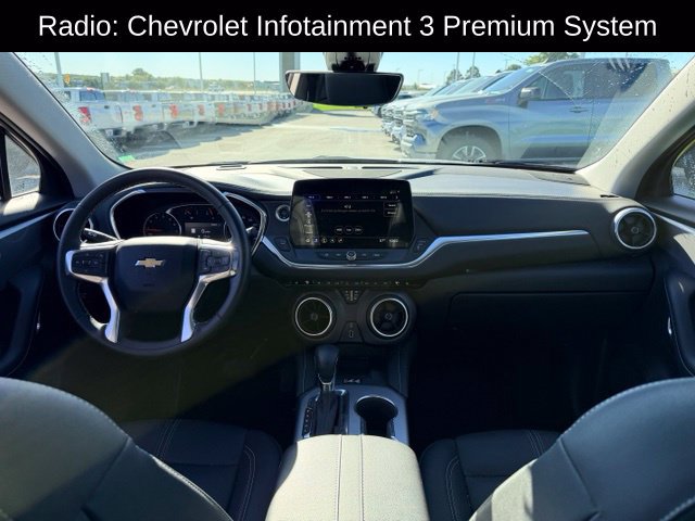 Certified 2025 Chevrolet Blazer LT w/ Sound & Technology Package AWD/4WD image 7