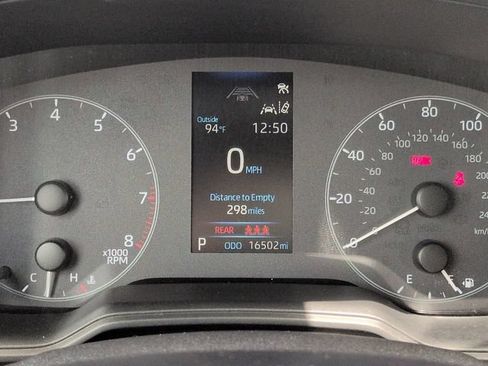 Certified 2025 Toyota Corolla SE FWD image 24